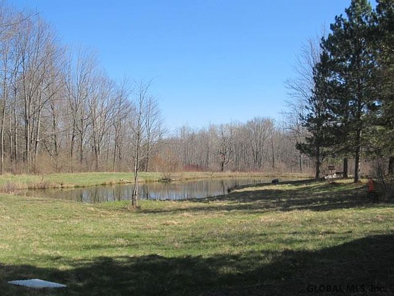 3rd image of 235 GORDON Road