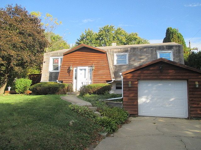 1st image of 153 Sunset Dr