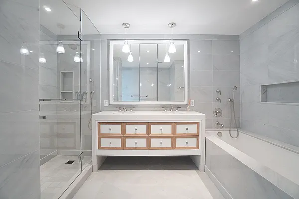 Rented by Renetta Real Estate | media 76