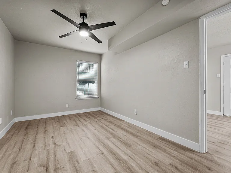 Winding Way Apartments — Photo 12