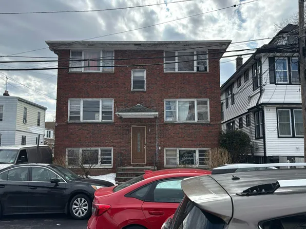 9 Bachman Pl, Irvington, NJ 07111