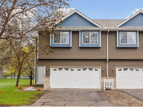 1211 122nd Ln NE, Blaine, MN 55434