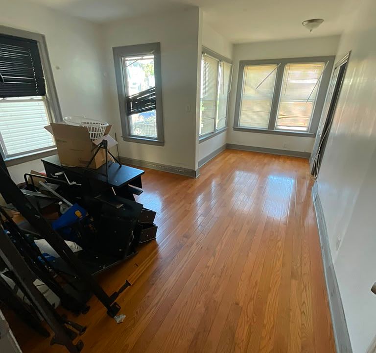 1st image of 83 Willoughby St APT 1