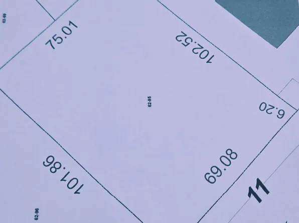 11 Stone Ledge Drive, Lewiston, ME 04240