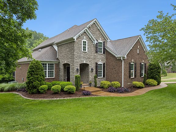 3rd image of 1169 Pin Oak Ln