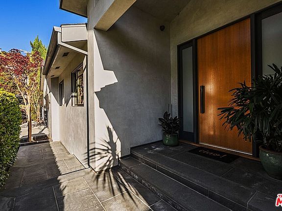 2nd image of 7950 Electra Dr