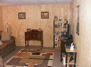 36 Hook Ln, Port Royal, PA 17082