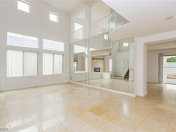 4th image of 5564 Victoria Springs Ct