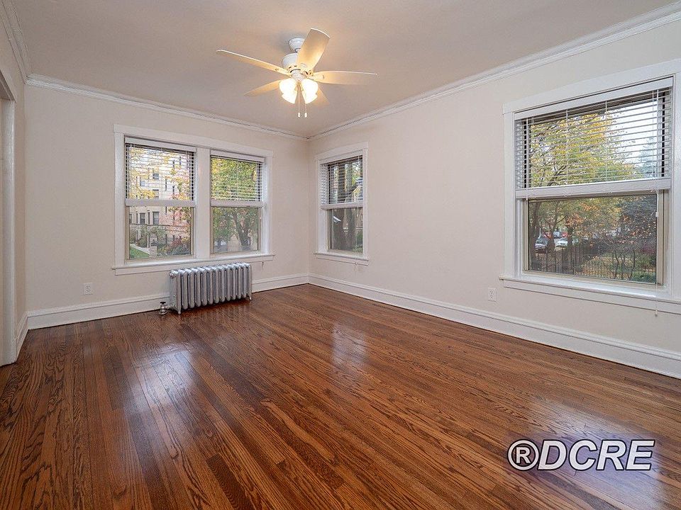 1st image of 1537 W Fargo Ave #3A