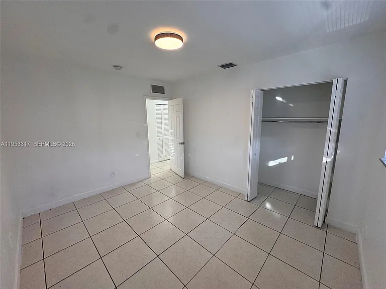 1595 NE 125th St #6 — Photo 17