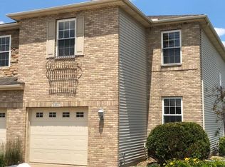 1414 Myrtle Beach Ave, Champaign, IL
