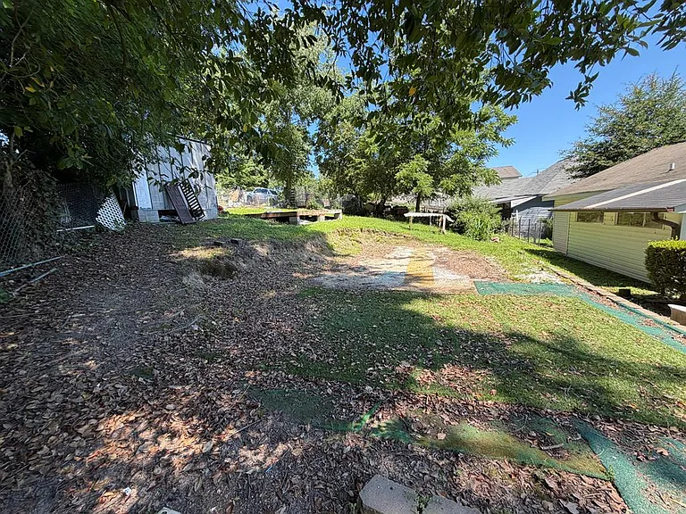 807 Trammell St — Photo 13
