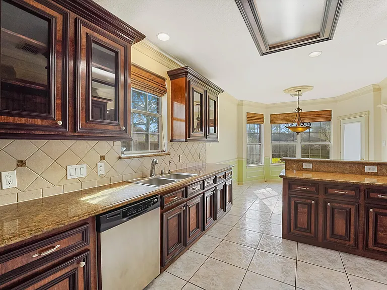 6907 Keats Ave — Photo 8