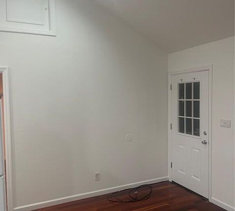 5th image of 214 Douglas Ave #A