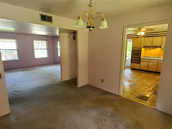 5th image of 2554 Dukeland Dr