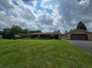6845 State Route 7, New Waterford, OH 44445