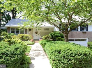 820 Farr Pl, Reading, PA 19611