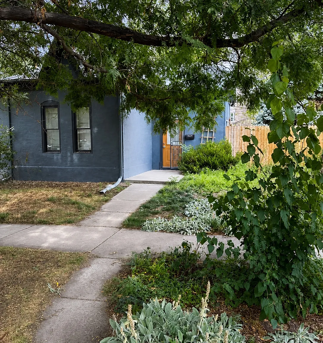 2 bed, 964 sqft, $3,000 — Photo 1