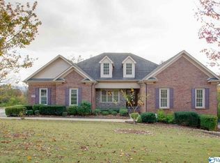 2114 Springhouse Rd SE, Huntsville, AL 35802