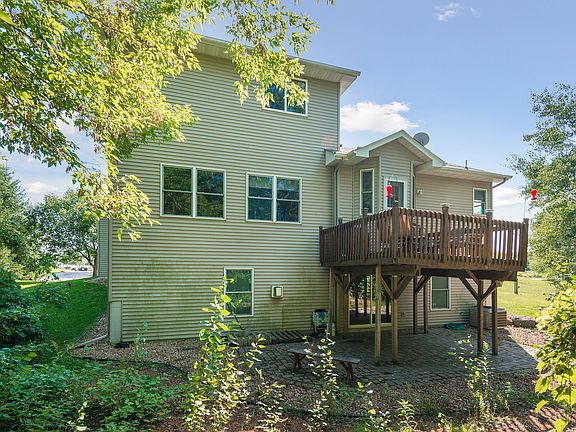 5th image of 4715 165th Ave NE