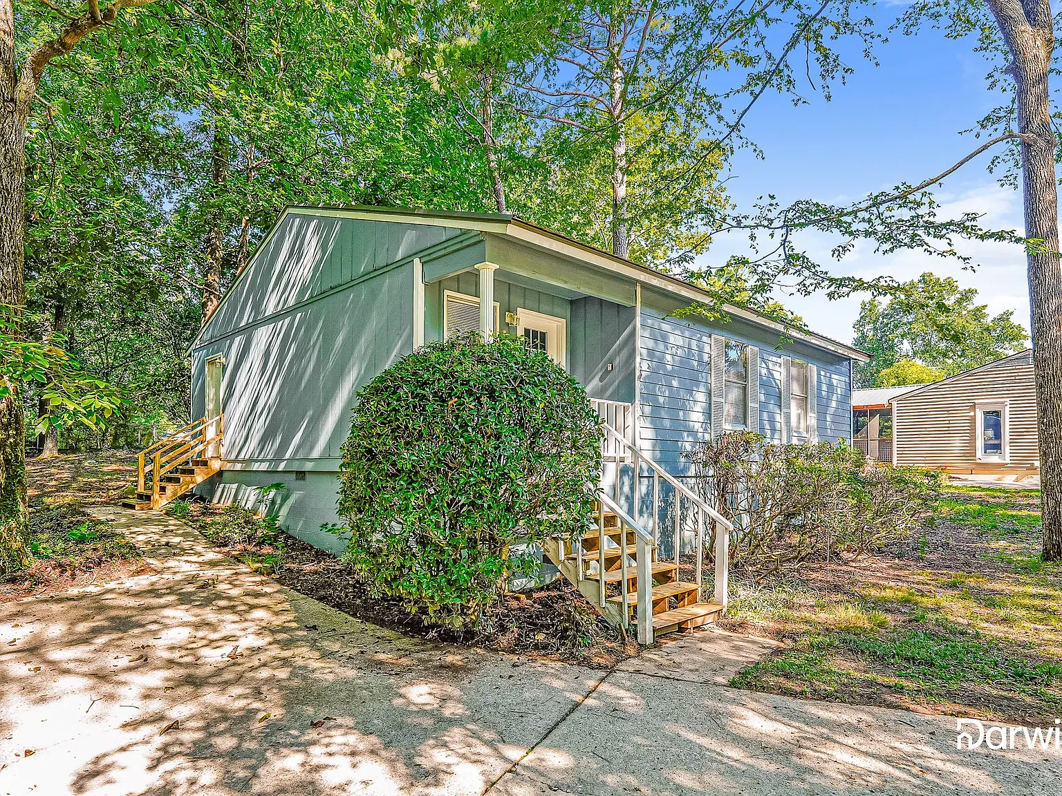 4 bed, 2.0 bath, 1180 sqft, $1,490 — Photo 2