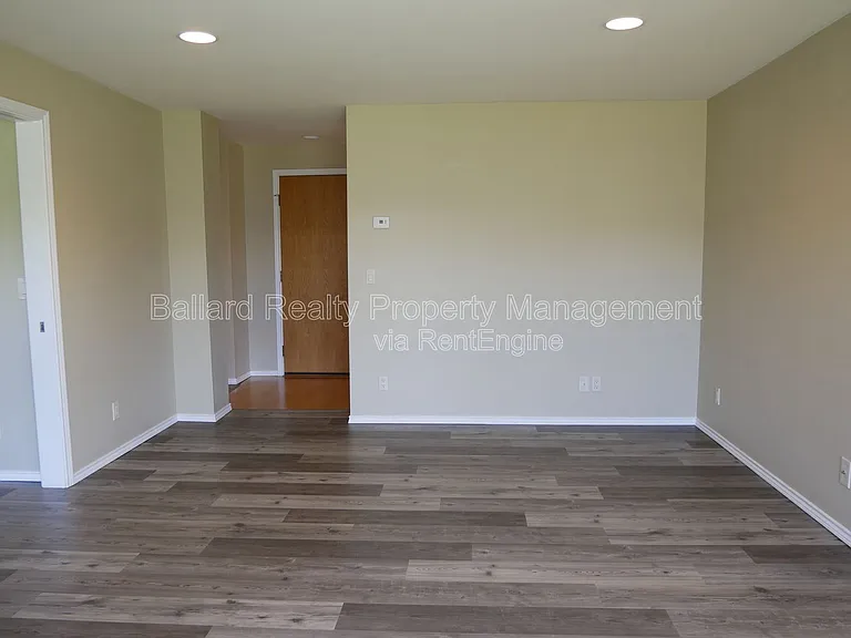1737 NW 64th St — Photo 6