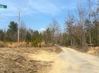 1192 Crescent Woods Rd, Morganton, NC 28655