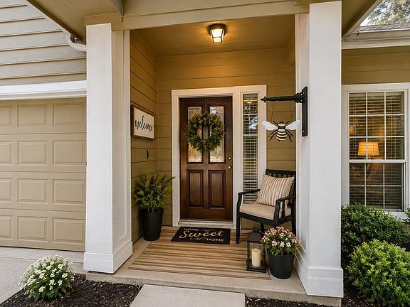2nd image of 12855 Whistling Springs Dr