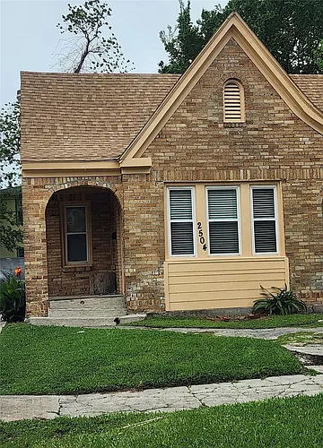2504 Isabella St Photo 1