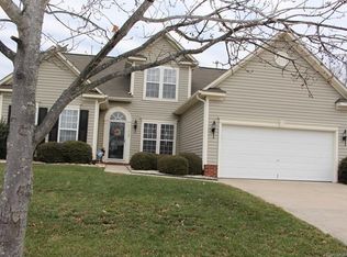 11905 Planters Estates Dr, Charlotte, NC 28278