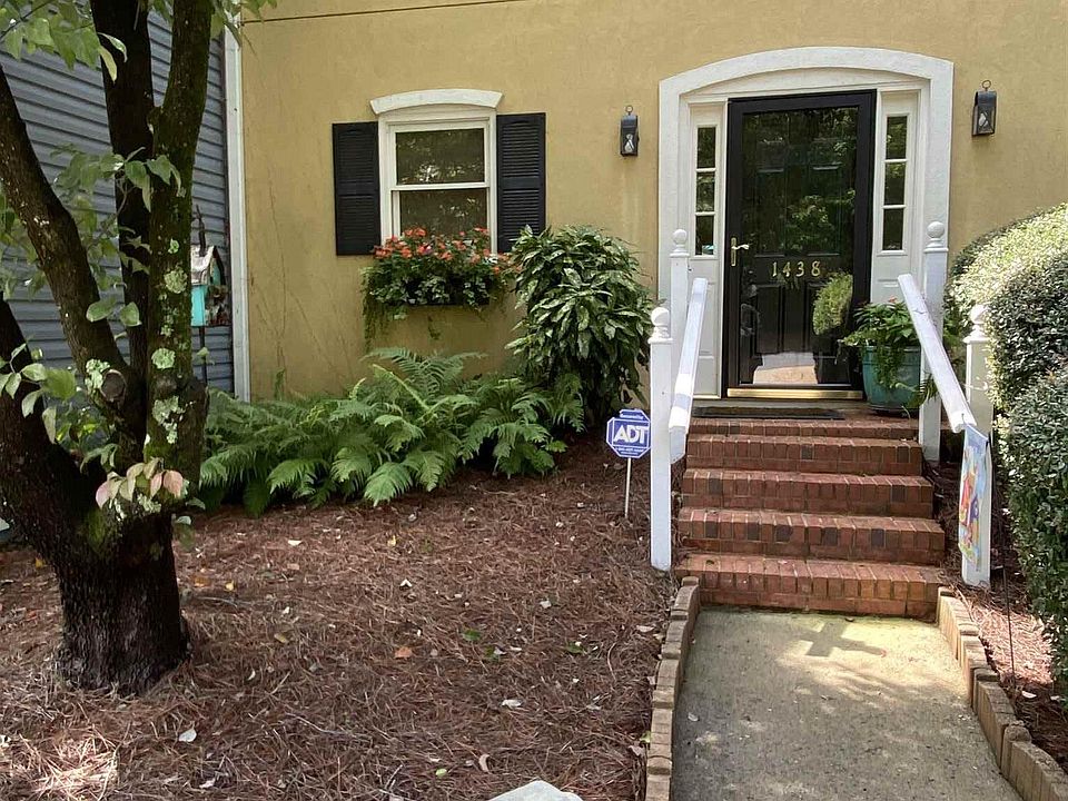 1st image of 1438 Old Virginia Ct SE