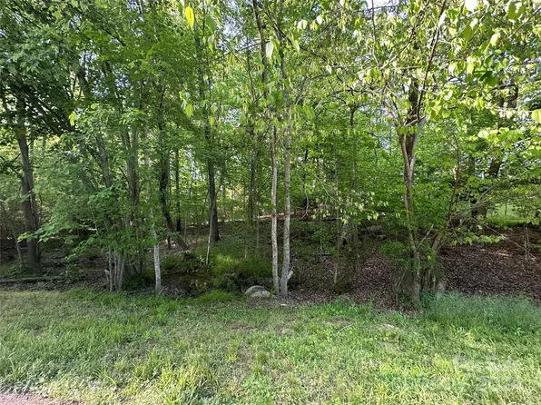 4135 Wesley Dr, Midland, NC 28107