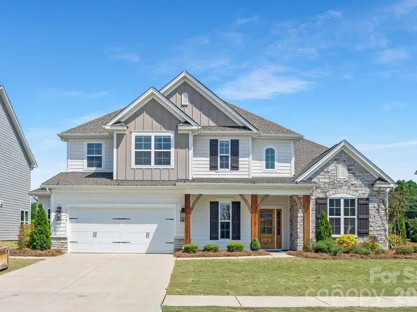 3814 Dahlia Dr, Harrisburg, NC 28075