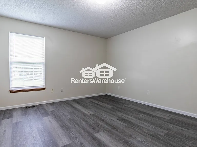 1500 Galway Ct — Photo 9