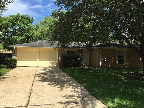 2nd image of 16815 Forest Bend Ave