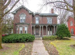 127 Duncan Ave, Paris, KY 40361