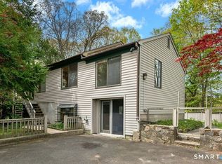 9 Sylvan Dr, Ridgefield, CT 06877