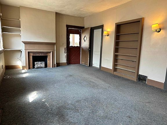 5th image of 110 N College Ave