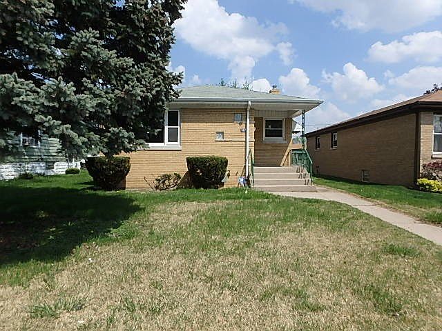 1st image of 567 Gordon Ave
