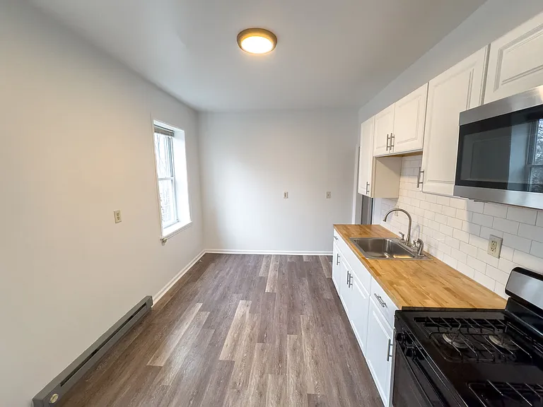 428 Liberty Street — Photo 11