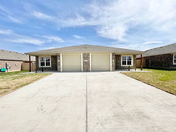 2nd image of 1805 Castroville Trl #3B-2BA-1334SQFT