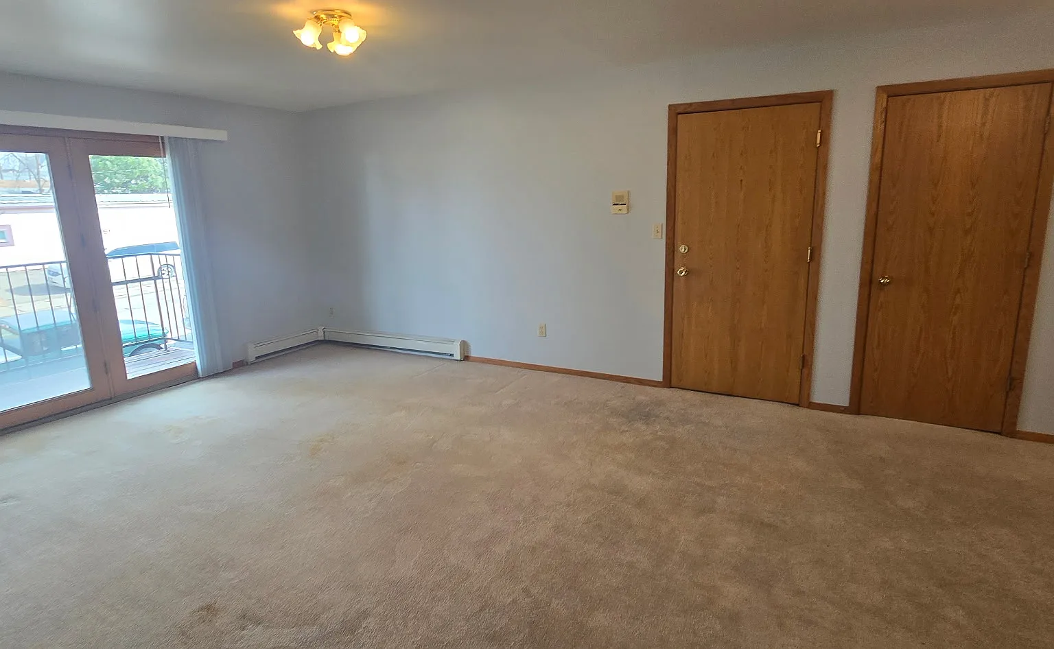 2 bed, 900 sqft, $1,250 — Photo 3