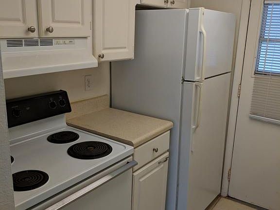 5th image of 1127 King Arthur Ct APT 301
