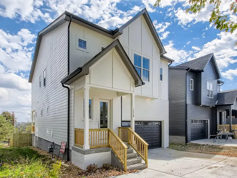 265 Riverside Dr #B — Photo 8