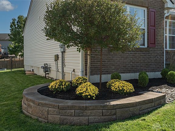 4th image of 44 Oleander Dr