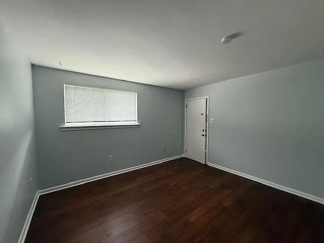 4314 Karen Ave — Photo 10