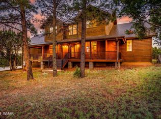 2751 Challenger Dr, Overgaard, AZ 85933