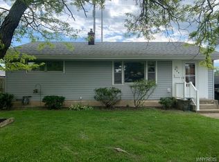 123 Deuro Dr, Niagara Falls, NY 14304