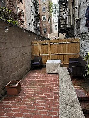 Outdoor, photo 1