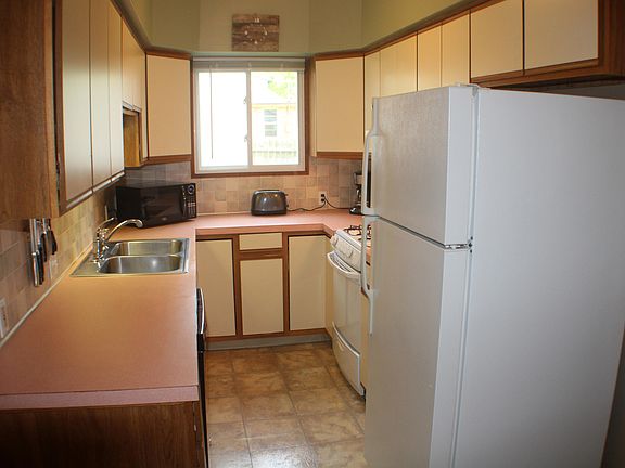4th image of 1101 Kusterer Dr NW